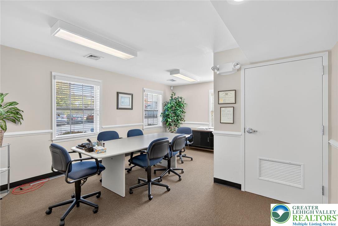 Upper Macungie Twp, Pennsylvania 18106, United States, ,Commercial,Active,238655