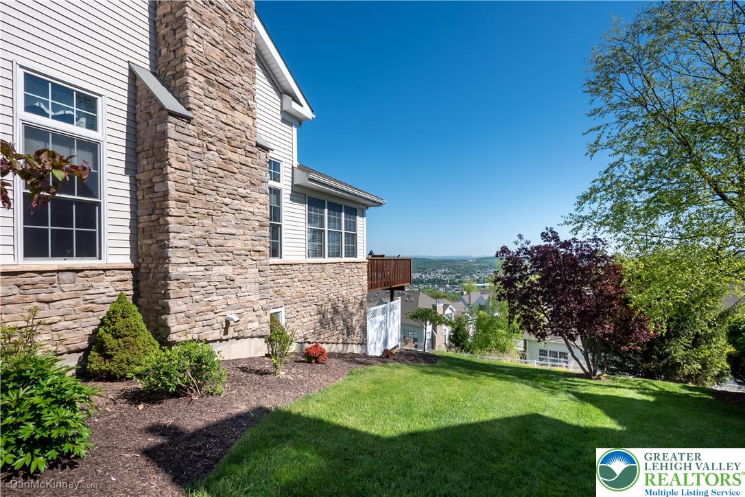 290 Inverness Circle