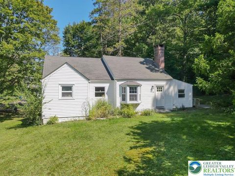 Photo of 15 Elm Street, East Stroudsburg, PA 18301 (MLS # 764509) Photo of 15 Elm Street, East Stroudsburg, PA 18301 (MLS # 764509)