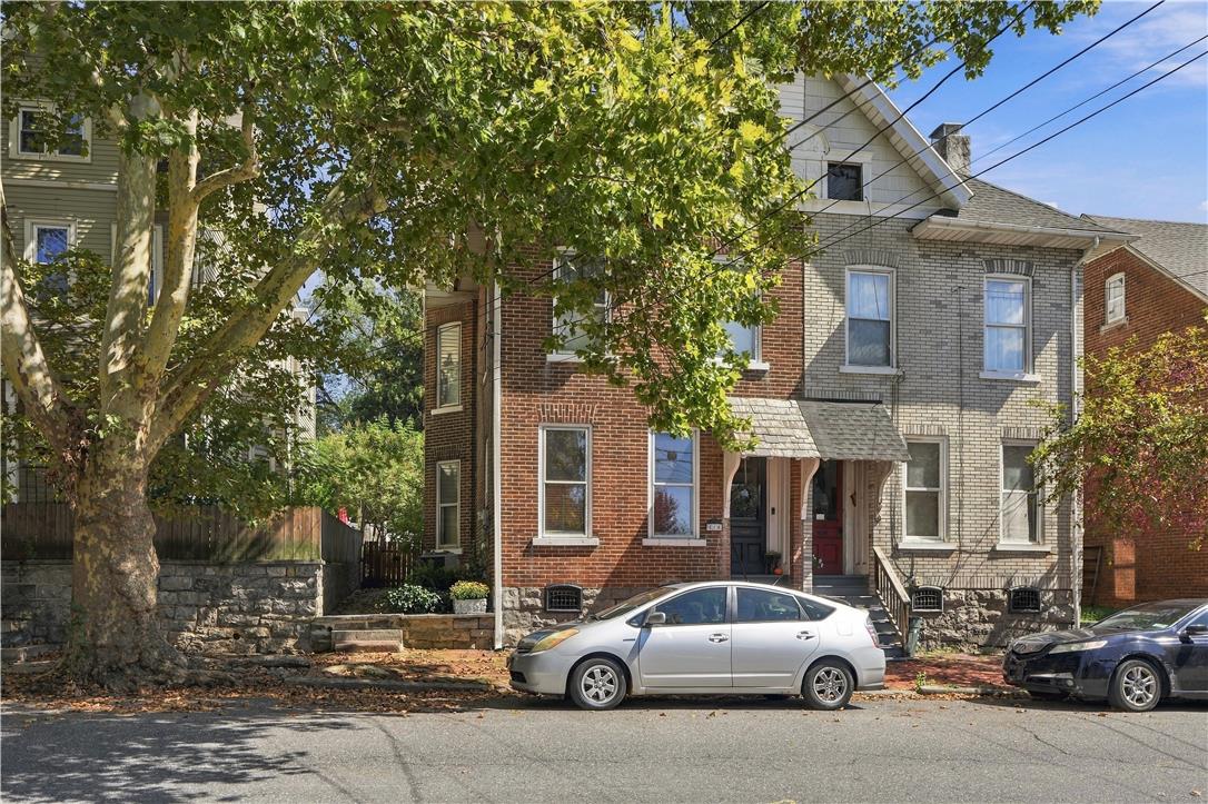 810 High Street