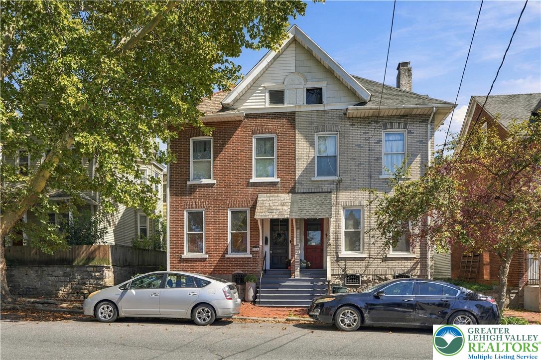 810 High Street
