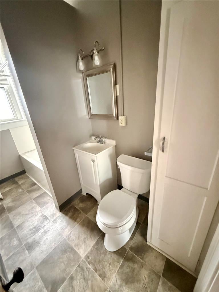 507 Main Street 2E