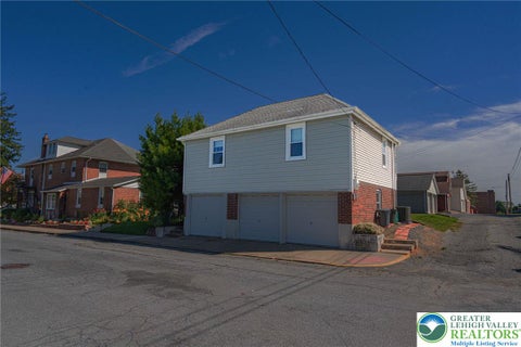 Apartment For Rent - 2 S 4th Street<br/> Coplay Boro, PA 18037