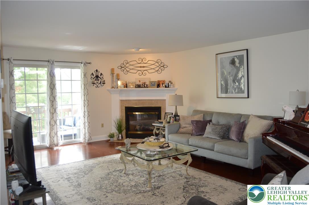 17 Tamarack Court