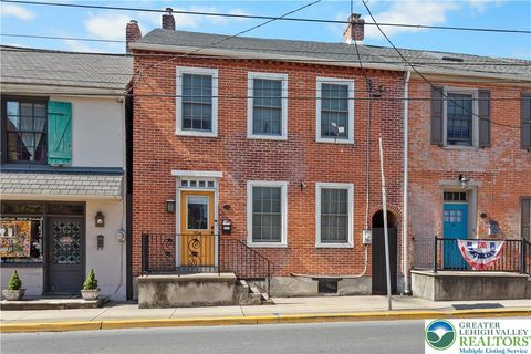 Photo of 104 Chestnut St, Bath Boro, PA 18014 (MLS # 769067)