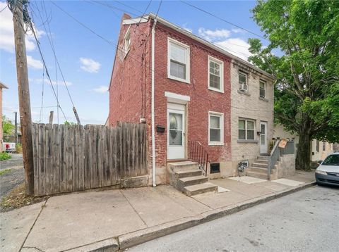 Photo of 29 Liberty Street, Allentown, PA 18102 (MLS # 777622)