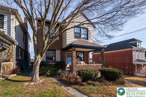 Photo of 309 N 10th Street, Easton, PA 18042 (MLS # 769600)