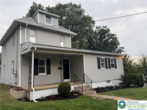 Photo of 521 Wood St, Emmaus Boro, PA 18049 (MLS # 765371) Photo of 521 Wood St, Emmaus Boro, PA 18049 (MLS # 765371)