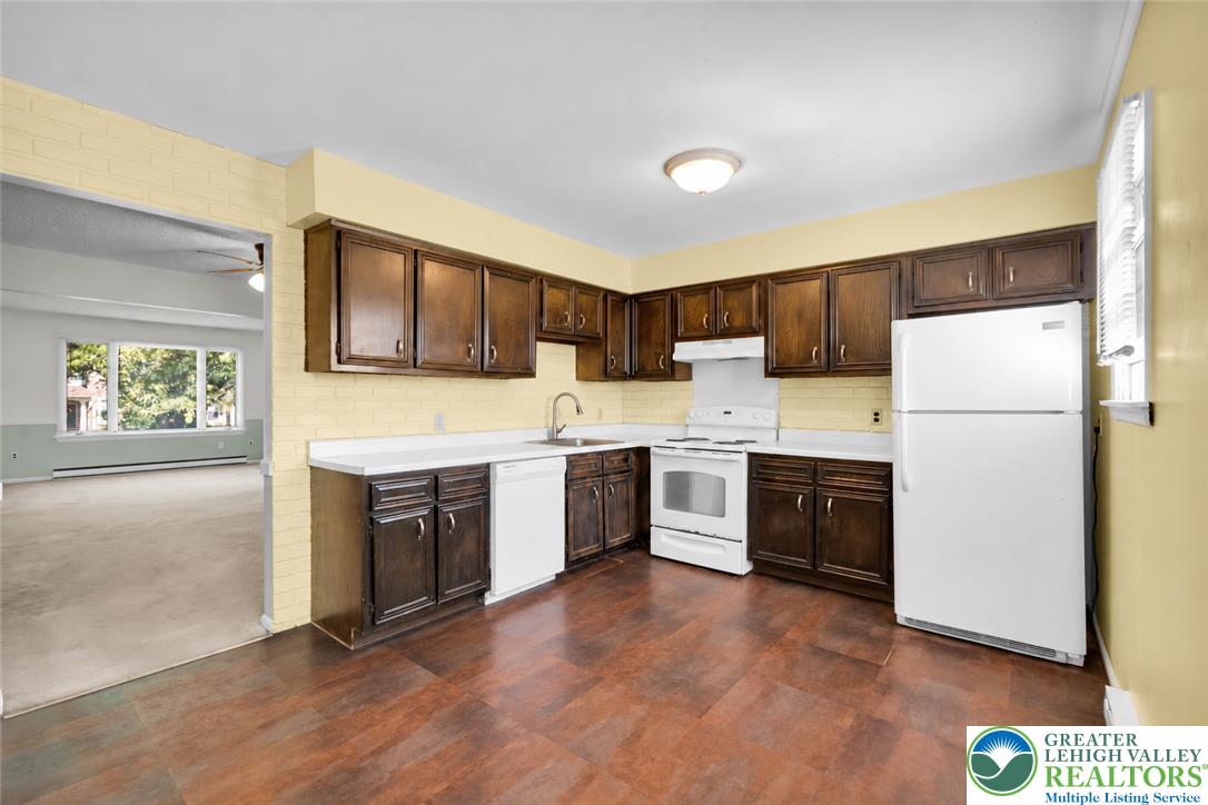 1714 Chester Road