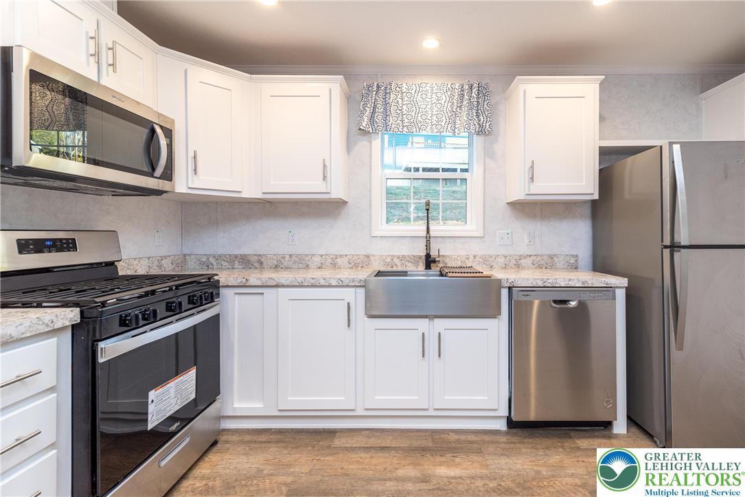 465 Royal Manor Road LOT 8