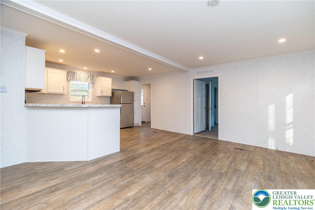 465 Royal Manor Road LOT 8