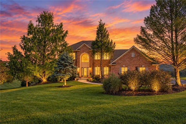 4123 E WYNDEMERE CIR, SCHNECKSVILLE, PA 18078 - Image ca026af43ecb6b6e260da601fc5fb7bc/2379169375