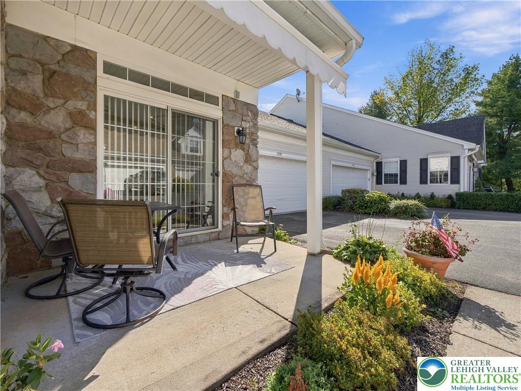 1808 Felicity Lane