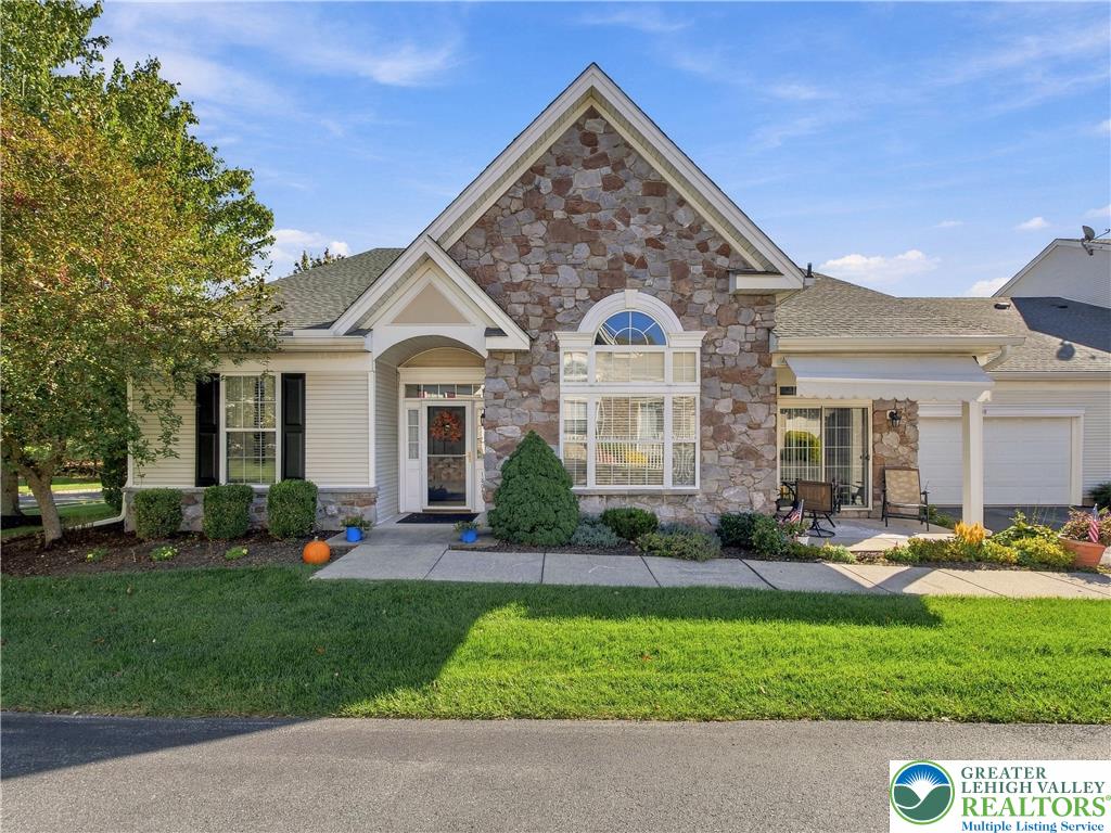 1808 Felicity Lane