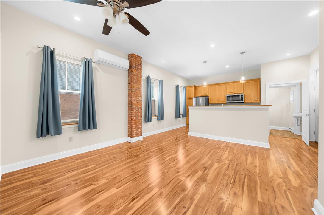 609 Walnut Avenue