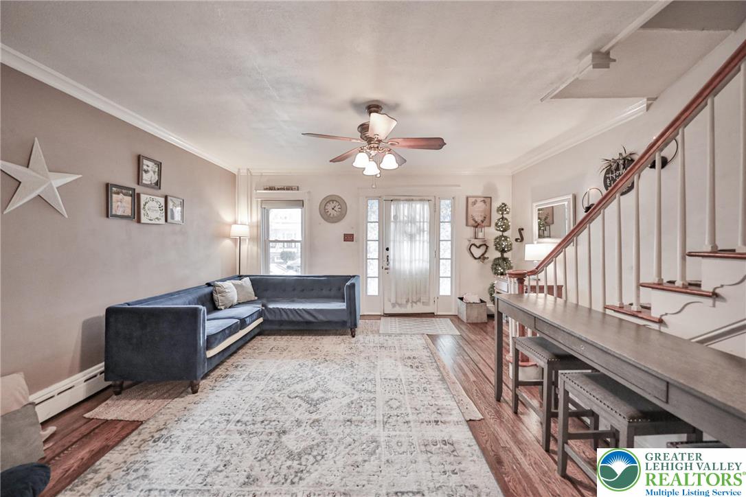 Allentown City, Pennsylvania 18104, United States, 3 Bedrooms Bedrooms, ,2 BathroomsBathrooms,Residential,Pending,246199