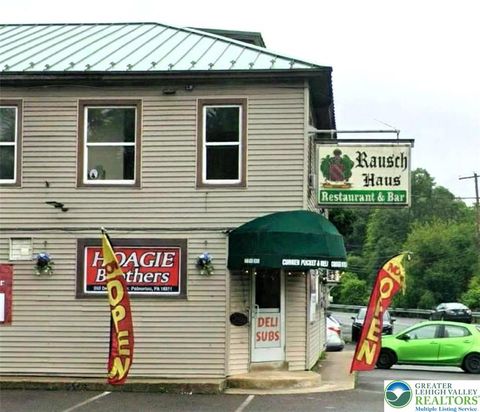 Photo of 950 Delaware Avenue, Lower Towamensing Tp, PA 18071 (MLS # 774540)