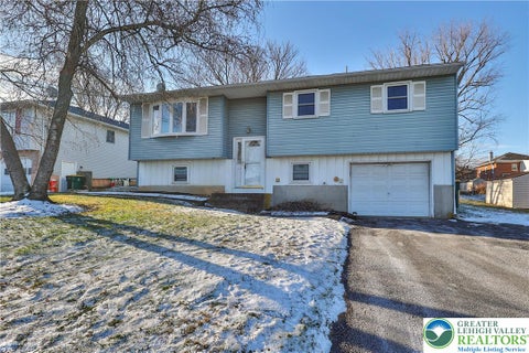 Photo for 305 Carbon Street