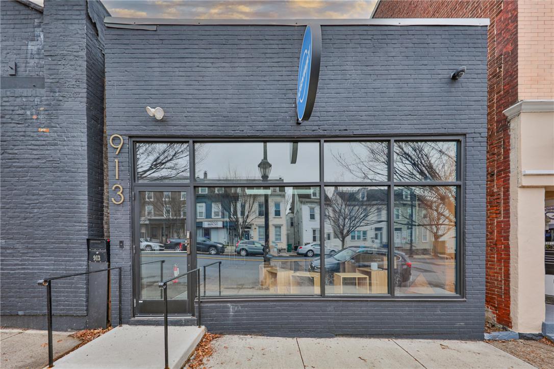 913 Northampton Street