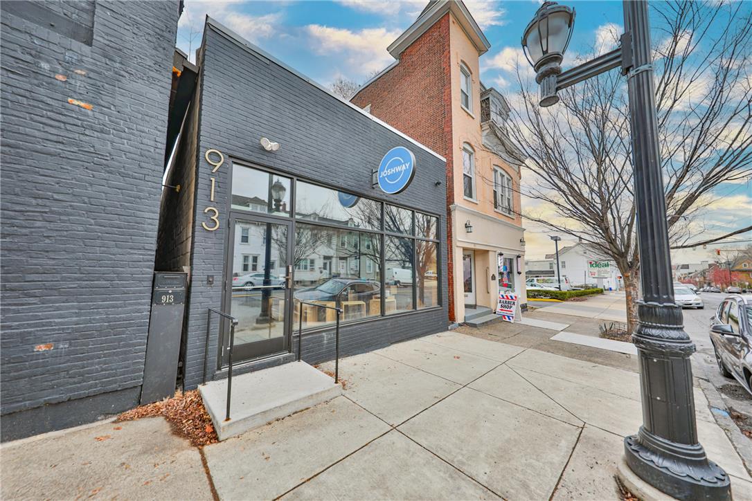 913 Northampton Street