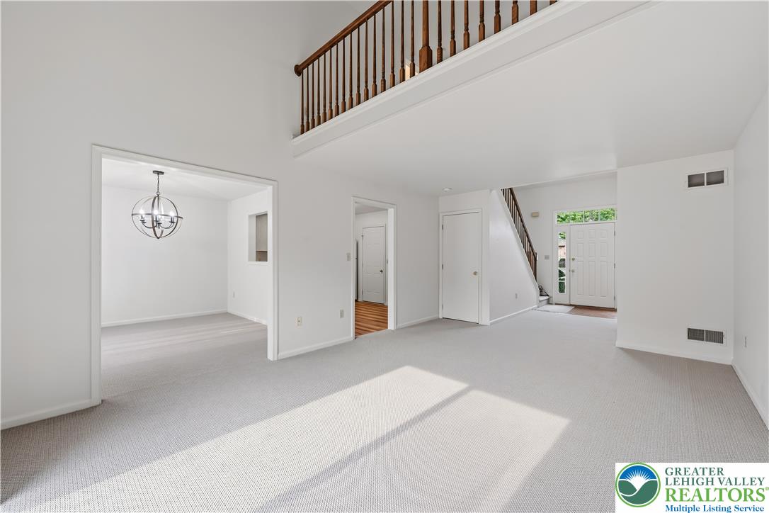 3251 Oakland Square Drive