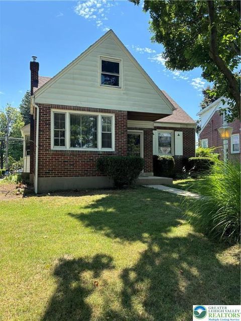 Photo of 2304 W Washington Street, Allentown, PA 18104 (MLS # 766692) Photo of 2304 W Washington Street, Allentown, PA 18104 (MLS # 766692)
