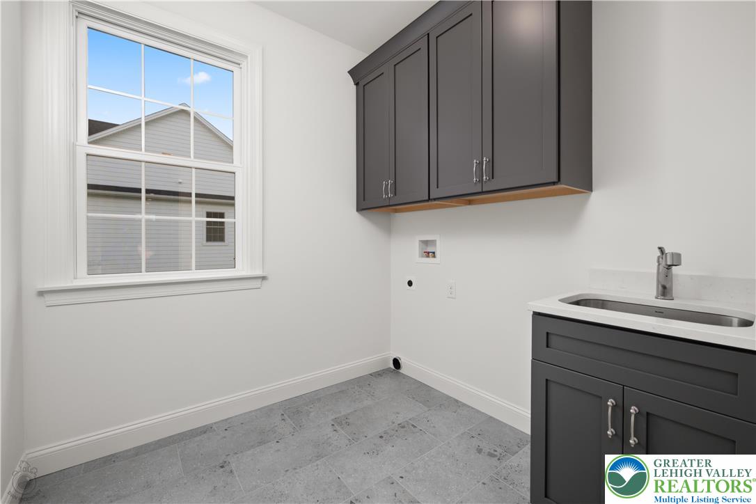 Upper Saucon Twp, Pennsylvania 18015, United States, 3 Bedrooms Bedrooms, ,3 BathroomsBathrooms,Residential,Active,223352