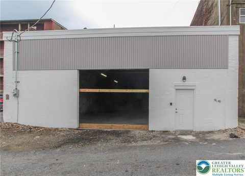Photo of 814 Mechanic Street #Garage, Bethlehem, PA 18015 (MLS # 768044)