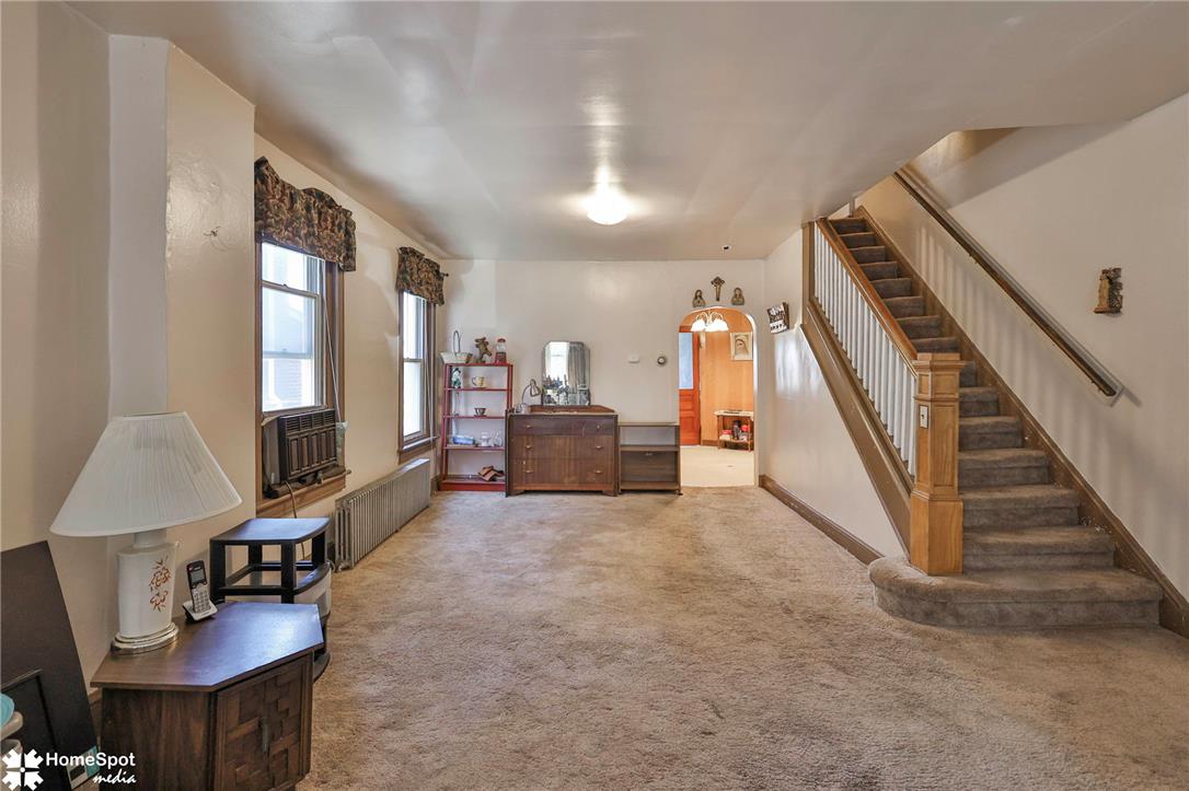 551 Hillside Avenue
