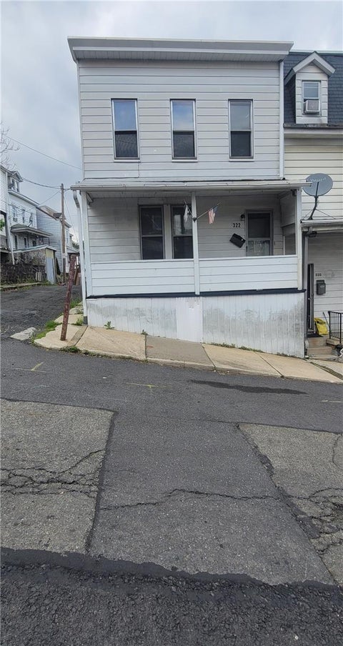 Homes For Sale - 322 W Race Street<br/> Pottsville, PA 17901