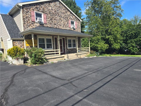 Apartment For Rent - 30 Raubsville Road #1<br/> Easton, PA 18042