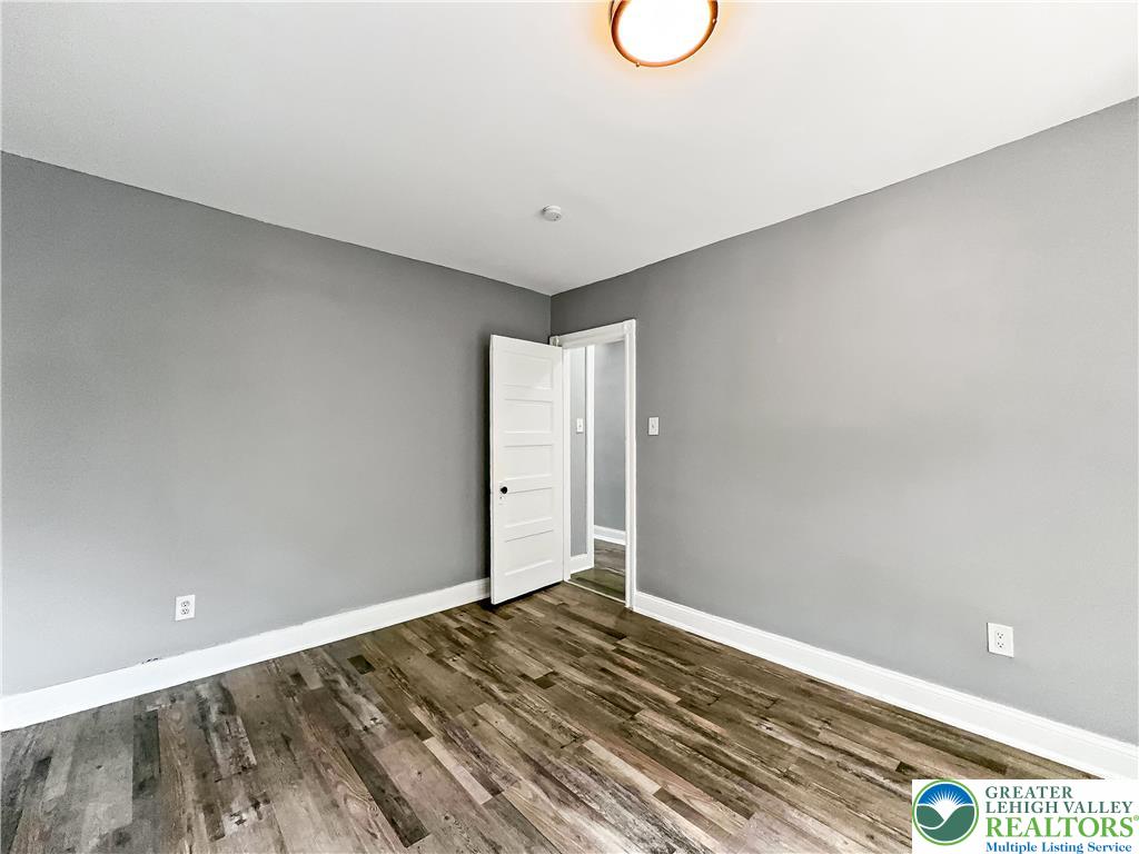 Allentown City, Pennsylvania 18102, United States, 4 Bedrooms Bedrooms, ,2 BathroomsBathrooms,Residential,Active,208601