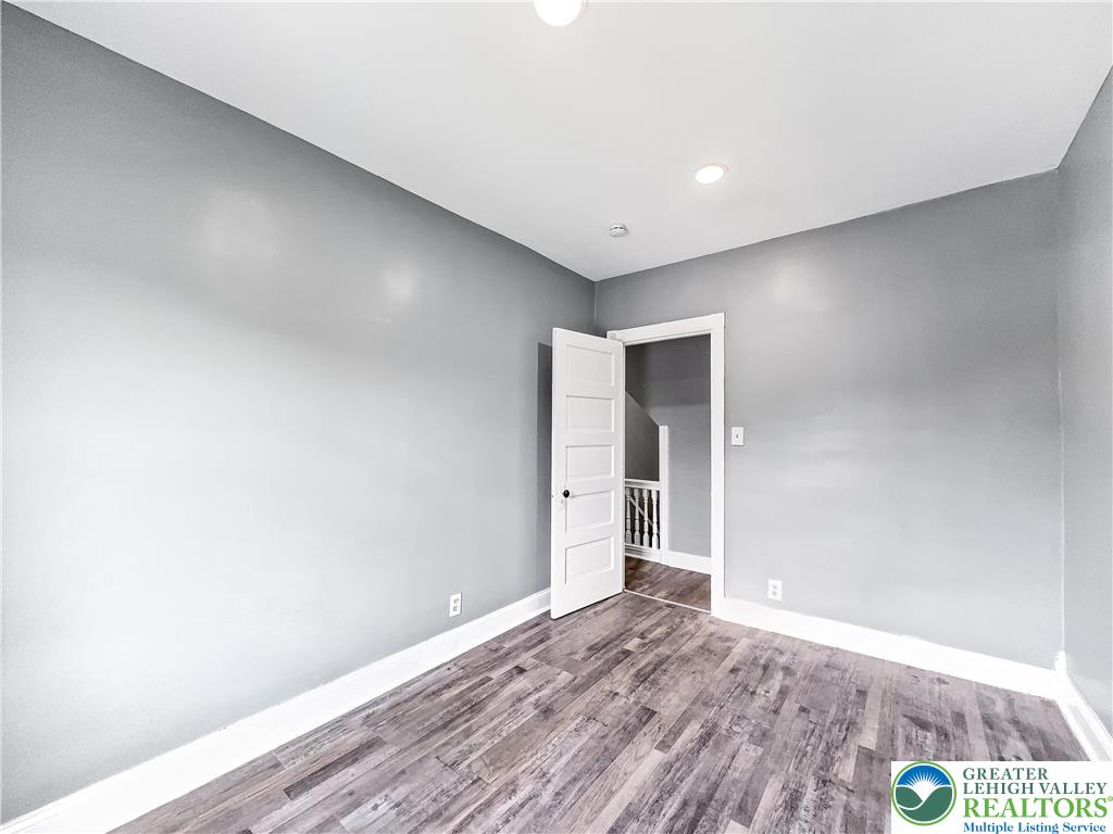 Allentown City, Pennsylvania 18102, United States, 4 Bedrooms Bedrooms, ,2 BathroomsBathrooms,Residential,Active,208601