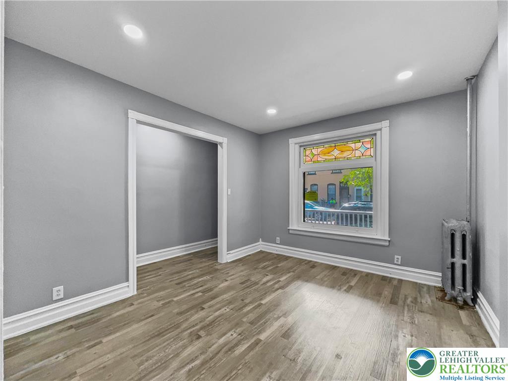 Allentown City, Pennsylvania 18102, United States, 4 Bedrooms Bedrooms, ,2 BathroomsBathrooms,Residential,Active,208601