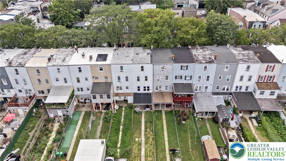 Allentown City, Pennsylvania 18102, United States, 4 Bedrooms Bedrooms, ,2 BathroomsBathrooms,Residential,Active,208601