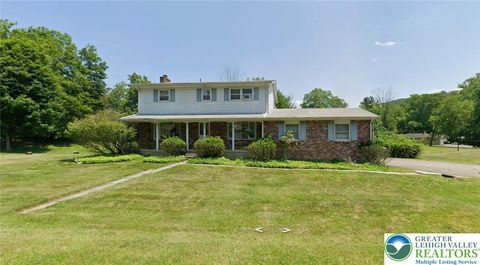 Photo of 102 Valley Stream Road, Stroud Twp, PA 18360 (MLS # 774284)