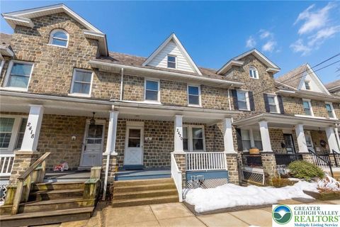 Photo of 2420 Sycamore Street, Wilson Boro, PA 18042 (MLS # 772439)