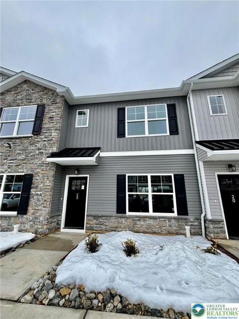 Photo of 1411 Greenview Drive #22, Bethlehem, PA 18018 (MLS # 772071)
