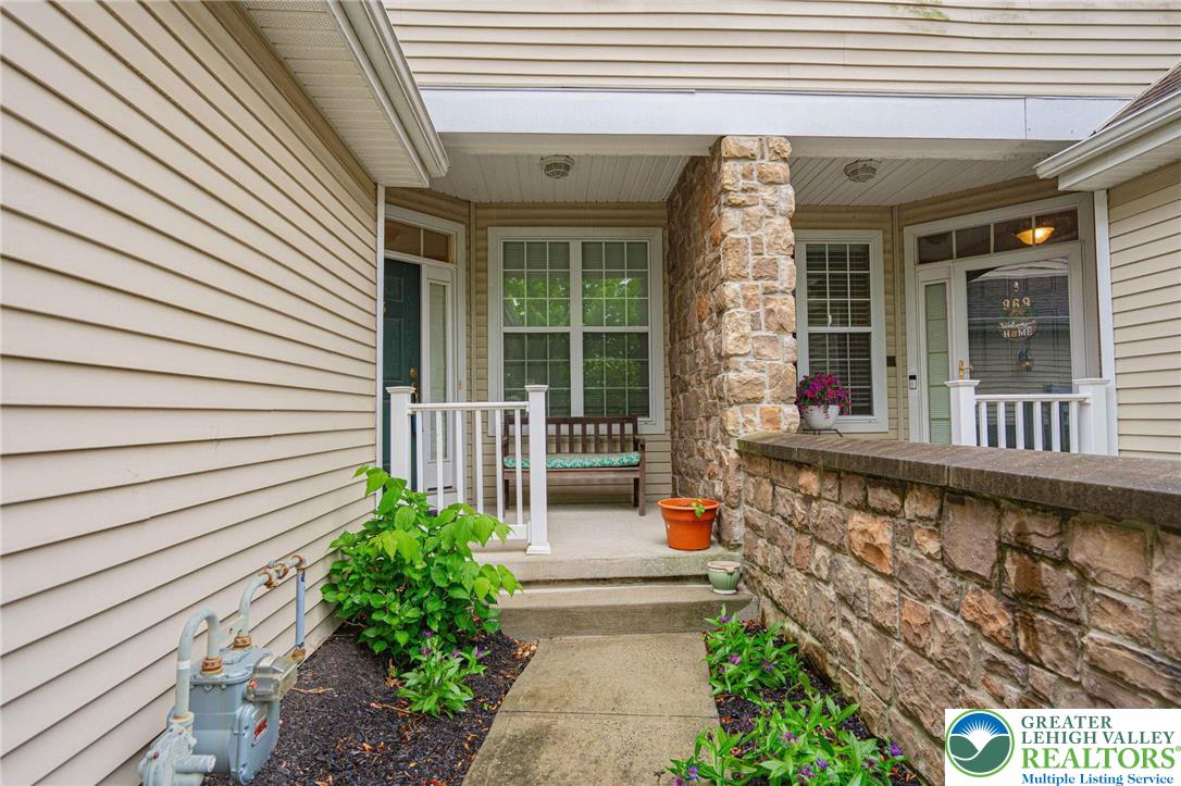 973 Iron Lane