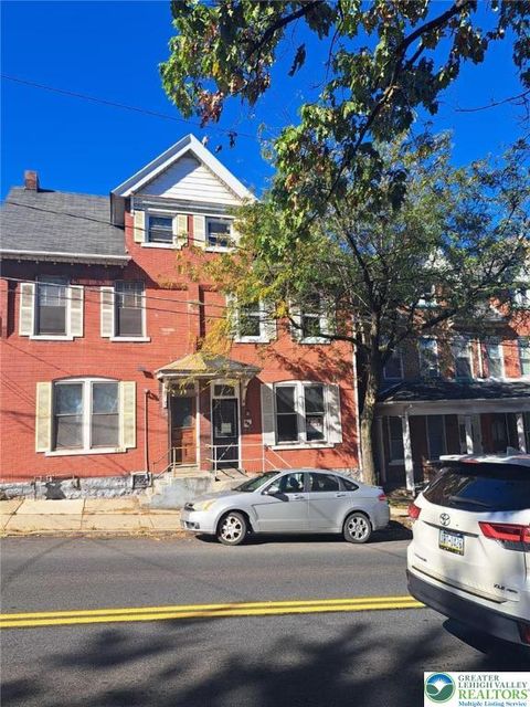 Photo of 540 Wyandotte Street, Bethlehem, PA 18015 (MLS # 766219) Photo of 540 Wyandotte Street, Bethlehem, PA 18015 (MLS # 766219)