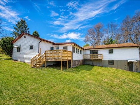Homes For Sale - 85 James Lane<br/> Carbon County, Towamensing Twp, PA 18235