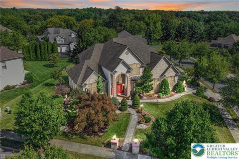 Photo of 19 Springwood Drive, Allentown, PA 18104 (MLS # 771576)