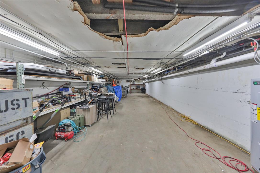 913 Northampton Street Garage