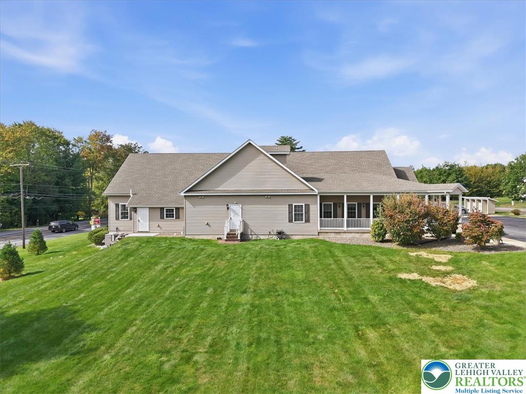 Red Oak Drive N