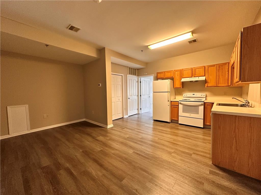 79 W Market Street Apartment S