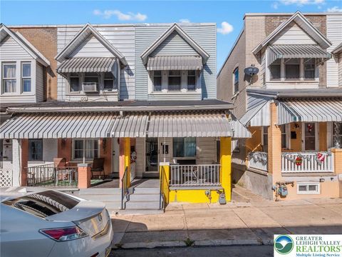 Townhouse For Sale - 719 W Whitehall Street<br/> Lehigh County, Allentown, PA 18102