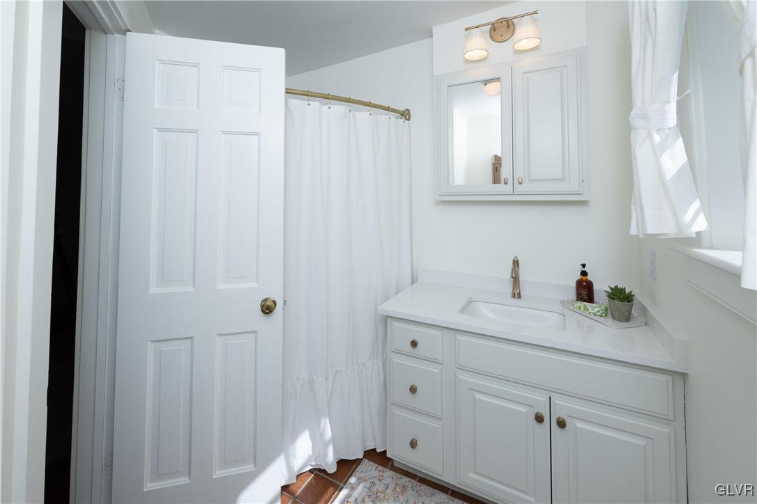 Other Nj Counties, New Jersey, 07853, United States, ,4 BathroomsBathrooms,Residential,Active,1749279