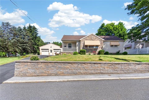 Homes For Sale - 902 5th Street<br/> Port Carbon, PA 17965