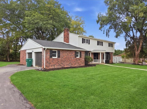 Homes For Sale - 1360 Dorney Avenue<br/> Lower Macungie Twp, PA 18103