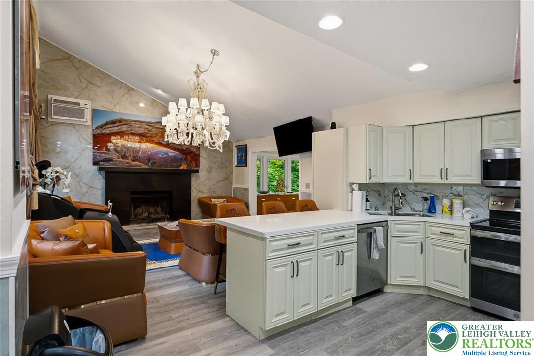 3130 Delaware Circle